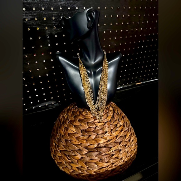 Vintage Layered Gold Tone Necklace Signed Hope Chest - Picture 2 of 10